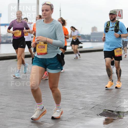 13.09.2026 - Kiel Lauf Andreas Tolksdorf http://msf.ph/oto/10405304 13.09.2026 11:06:32 Kiellinie 1017, 3115, 4384, 4, 5919, 10403 meine-sportfotos.de