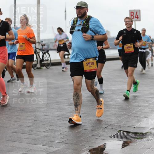 13.09.2026 - Kiel Lauf Andreas Tolksdorf http://msf.ph/oto/10405323 13.09.2026 11:06:33 Kiellinie 017, 61, 4996, 38, 5919, 4, 10403, 294 meine-sportfotos.de
