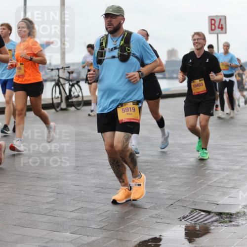 13.09.2026 - Kiel Lauf Andreas Tolksdorf http://msf.ph/oto/10405326 13.09.2026 11:06:33 Kiellinie 361, 4, 4, 38, 5919, 10403, 2294, 93 meine-sportfotos.de