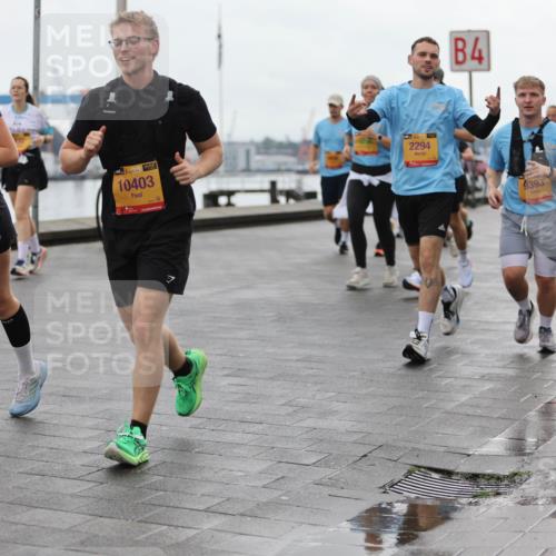 13.09.2026 - Kiel Lauf Andreas Tolksdorf http://msf.ph/oto/10405338 13.09.2026 11:06:34 Kiellinie 38, 10403, 2294, 4, 9393, 39, 12014 meine-sportfotos.de