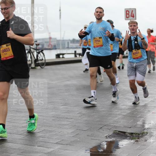13.09.2026 - Kiel Lauf Andreas Tolksdorf http://msf.ph/oto/10405344 13.09.2026 11:06:34 Kiellinie 10403, 39, 2294, 4, 9393, 12014 meine-sportfotos.de