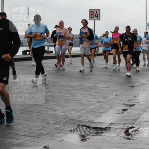 13.09.2026 - Kiel Lauf Andreas Tolksdorf http://msf.ph/oto/10405362 13.09.2026 11:06:48 Kiellinie 38, 8132, 10113, 7039, 4, 4154, 3, 220 meine-sportfotos.de