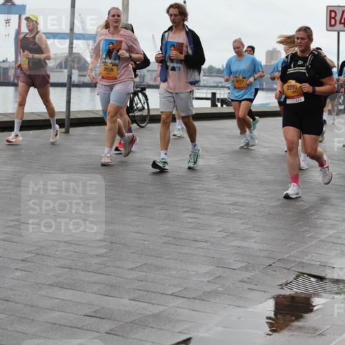 13.09.2026 - Kiel Lauf Andreas Tolksdorf http://msf.ph/oto/10405404 13.09.2026 11:06:51 Kiellinie 38, 7039, 8077, 4, 2200, 8239 meine-sportfotos.de