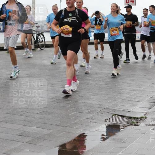 13.09.2026 - Kiel Lauf Andreas Tolksdorf http://msf.ph/oto/10405417 13.09.2026 11:06:52 Kiellinie 7039, 6765, 2200, 4, 35, 8239, 4, 6764, 559 meine-sportfotos.de