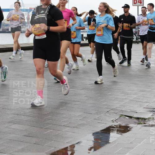 13.09.2026 - Kiel Lauf Andreas Tolksdorf http://msf.ph/oto/10405427 13.09.2026 11:06:52 Kiellinie 3441, 39, 2200, 861, 6763, 8239, 4, 559 meine-sportfotos.de