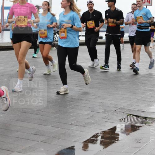 13.09.2026 - Kiel Lauf Andreas Tolksdorf http://msf.ph/oto/10405443 13.09.2026 11:06:53 Kiellinie 220, 38, 80, 1, 38, 4154, 6766, 6861, 8239, 559, 12476 meine-sportfotos.de