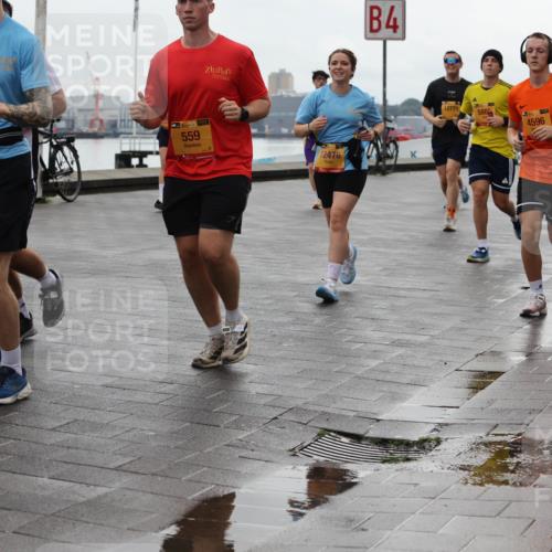 13.09.2026 - Kiel Lauf Andreas Tolksdorf http://msf.ph/oto/10405473 13.09.2026 11:06:55 Kiellinie 1, 39, 38, 559, 12476, 4, 12771, 586, 4596, 38, 7370 meine-sportfotos.de
