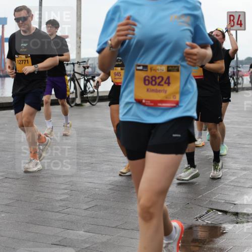 13.09.2026 - Kiel Lauf Andreas Tolksdorf http://msf.ph/oto/10405497 13.09.2026 11:06:59 Kiellinie 39, 12771, 38, 945, 39, 6824, 4 meine-sportfotos.de