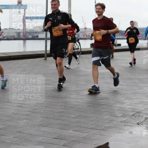 13.09.2026 - Kiel Lauf Andreas Tolksdorf http://msf.ph/oto/10405536 13.09.2026 11:07:01 Kiellinie 31, 2415, 4, 5783, 5674, 55 meine-sportfotos.de