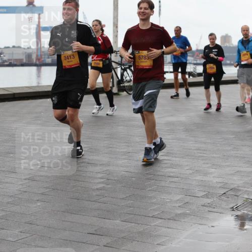 13.09.2026 - Kiel Lauf Andreas Tolksdorf http://msf.ph/oto/10405541 13.09.2026 11:07:02 Kiellinie 4, 39, 10853, 39, 2413, 2588, 38, 5783, 12688, 5674, 4, 5598 meine-sportfotos.de