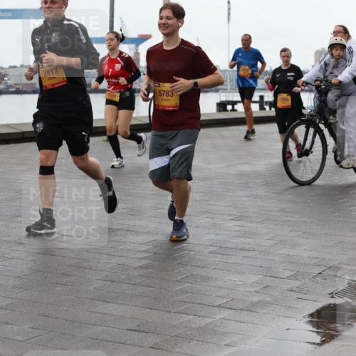 13.09.2026 - Kiel Lauf Andreas Tolksdorf http://msf.ph/oto/10405546 13.09.2026 11:07:02 Kiellinie 2413, 2588, 39, 5783, 12688, 5598 meine-sportfotos.de