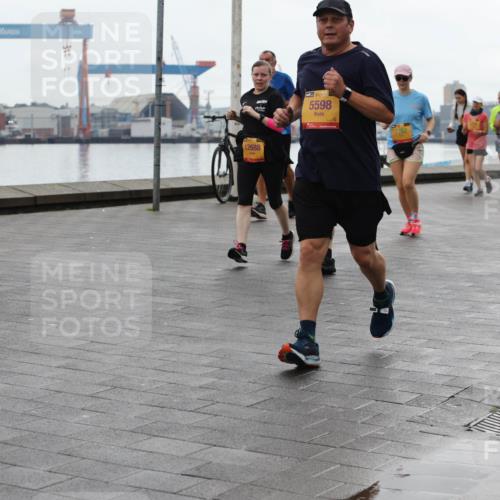 13.09.2026 - Kiel Lauf Andreas Tolksdorf http://msf.ph/oto/10405560 13.09.2026 11:07:03 Kiellinie 2588, 31, 38, 5598, 12688, 4 meine-sportfotos.de