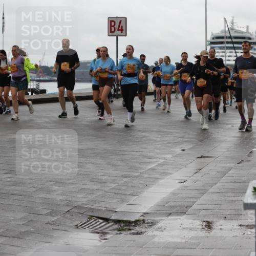13.09.2026 - Kiel Lauf Andreas Tolksdorf http://msf.ph/oto/10405580 13.09.2026 11:07:06 Kiellinie 2164, 6481, 4, 6826, 12295, 7836 meine-sportfotos.de