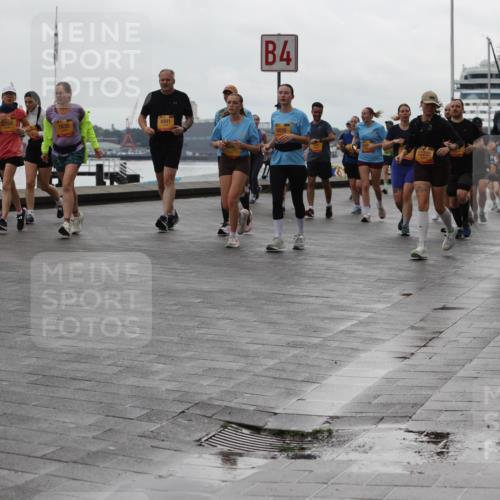 13.09.2026 - Kiel Lauf Andreas Tolksdorf http://msf.ph/oto/10405585 13.09.2026 11:07:06 Kiellinie 4, 2164, 7630, 6481, 6826, 12295, 12295, 7836 meine-sportfotos.de