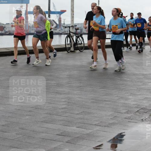 13.09.2026 - Kiel Lauf Andreas Tolksdorf http://msf.ph/oto/10405620 13.09.2026 11:07:08 Kiellinie 38, 7630, 49, 6826, 1840, 4, 12295 meine-sportfotos.de