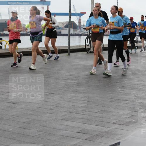13.09.2026 - Kiel Lauf Andreas Tolksdorf http://msf.ph/oto/10405630 13.09.2026 11:07:08 Kiellinie 2164, 39, 7630, 3, 6826, 1840, 12295 meine-sportfotos.de