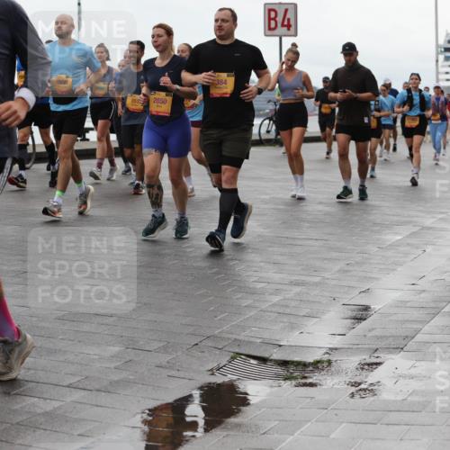 13.09.2026 - Kiel Lauf Andreas Tolksdorf http://msf.ph/oto/10405645 13.09.2026 11:07:10 Kiellinie 39, 7836, 384, 6330, 851, 2850, 4, 7092, 3 meine-sportfotos.de