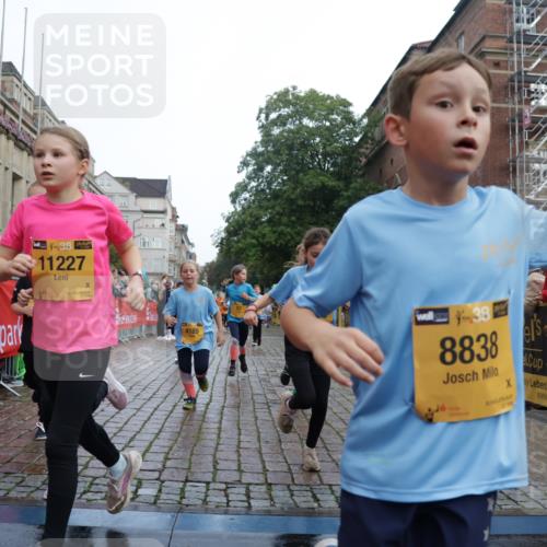 13.09.2026 - Kiel Lauf Yannick Fuchs http://msf.ph/oto/10405653 13.09.2026 08:57:34 Ziel 160, 406, 700, 1051, 1546, 1769, 2128, 2129, 2439, 4382, 4834, 5006, 5984, 6459, 7478, 7547, 7715, 9062, 9324, 9579, 10428, 10876, 11356, 2129, 2384, 3382, 3665, 4908, 5003, 5340, 5719, 5809, 7752, 8341, 9542, 10321, 10892, 11495, 11558, 12215, 12455, 12512, 57, 689, 1520, 1714, 2326, 3020, 3359, 3375, 3691, 4182, 4185, 4321, 4383, 5093, 5219, 5244, 5666, 5733, 5762, 5765, 5895, 6056, 7058, 7604, 7608, 7609, 8668, 8838, 9870, 9872, 10847, 10889, 11227, 81, 2384 meine-sportfotos.de