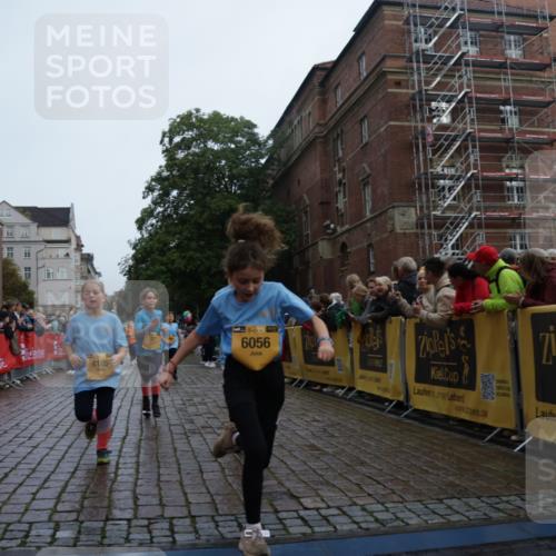 13.09.2026 - Kiel Lauf Yannick Fuchs http://msf.ph/oto/10405658 13.09.2026 08:57:35 Ziel 160, 406, 689, 700, 1051, 1546, 1714, 1769, 2128, 2439, 4382, 4383, 4834, 5006, 5762, 5765, 5984, 6459, 7478, 7547, 7715, 9062, 9324, 9579, 10428, 10876, 11356, 700, 2128, 2129, 2384, 3382, 3665, 4908, 5003, 5340, 5719, 5809, 7752, 8341, 9542, 10321, 10892, 11495, 11558, 12215, 12455, 12512, 57, 1520, 2326, 2964, 3020, 3359, 3375, 3691, 4182, 4185, 4321, 5093, 5219, 5244, 5666, 5733, 5895, 6056, 7058, 7604, 7608, 7609, 8668, 8838, 9870, 9872, 10847, 10889, 11227, 81, 2384 meine-sportfotos.de