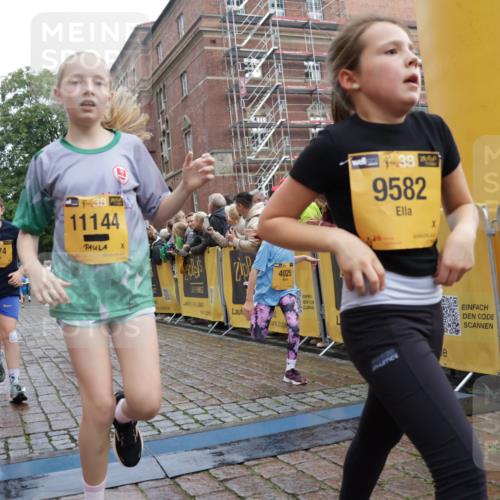13.09.2026 - Kiel Lauf Yannick Fuchs http://msf.ph/oto/10405718 13.09.2026 08:57:41 Ziel 160, 406, 689, 1051, 1520, 1714, 2439, 3359, 3375, 3691, 4182, 4321, 4382, 4383, 5006, 5219, 5244, 5733, 5762, 5765, 6459, 7547, 7608, 7609, 9062, 9324, 9579, 10428, 10876, 11176, 11356, 700, 1546, 1769, 2128, 2129, 3382, 4834, 5003, 5719, 5809, 5984, 7478, 7715, 8341, 9542, 10321, 10876, 10892, 12512, 57, 1791, 2326, 2964, 3020, 3891, 4025, 4185, 5093, 5666, 5895, 6056, 7058, 7604, 8668, 8674, 8675, 8682, 8838, 9085, 9582, 9870, 9872, 10847, 10889, 11227, 2384 meine-sportfotos.de
