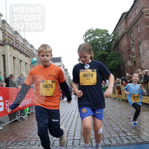 13.09.2026 - Kiel Lauf Yannick Fuchs http://msf.ph/oto/10405723 13.09.2026 08:57:42 Ziel 160, 406, 689, 1051, 1520, 1714, 2439, 3359, 3375, 3691, 4182, 4321, 4382, 4383, 5006, 5219, 5244, 5733, 5762, 5765, 6459, 7058, 7547, 7608, 7609, 9062, 9324, 9579, 10428, 11176, 11356, 11640, 160, 700, 1546, 1769, 2128, 2129, 3382, 4834, 5003, 5809, 5984, 6459, 7478, 7715, 8341, 9062, 9542, 10321, 10876, 10892, 12512, 57, 1791, 2326, 2964, 3020, 3891, 4025, 4185, 5093, 5666, 5895, 6056, 7604, 8668, 8674, 8675, 8682, 8838, 9085, 9582, 9870, 9872, 10847, 10889, 11227, 2384 meine-sportfotos.de