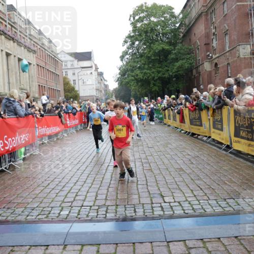 13.09.2026 - Kiel Lauf Yannick Fuchs http://msf.ph/oto/10405738 13.09.2026 08:57:43 Ziel 406, 689, 1051, 1520, 1714, 2439, 3359, 3375, 3691, 4182, 4321, 4382, 4383, 5006, 5219, 5244, 5733, 5762, 5765, 7058, 7547, 7608, 7609, 9324, 9579, 9870, 10428, 11176, 11356, 11640, 12157, 160, 700, 1546, 1769, 2128, 2129, 3382, 4834, 5006, 5809, 5984, 6459, 7478, 7715, 8341, 9062, 9542, 10321, 10876, 10892, 11356, 12512, 57, 1791, 2326, 2964, 3020, 3891, 4025, 4185, 5093, 5666, 5895, 6056, 7604, 8668, 8674, 8675, 8682, 8838, 9085, 9582, 9872, 10847, 10889, 11227, 2384 meine-sportfotos.de