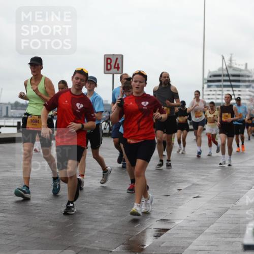 13.09.2026 - Kiel Lauf Andreas Tolksdorf http://msf.ph/oto/10405811 13.09.2026 11:07:29 Kiellinie 1694, 202, 4, 742 meine-sportfotos.de