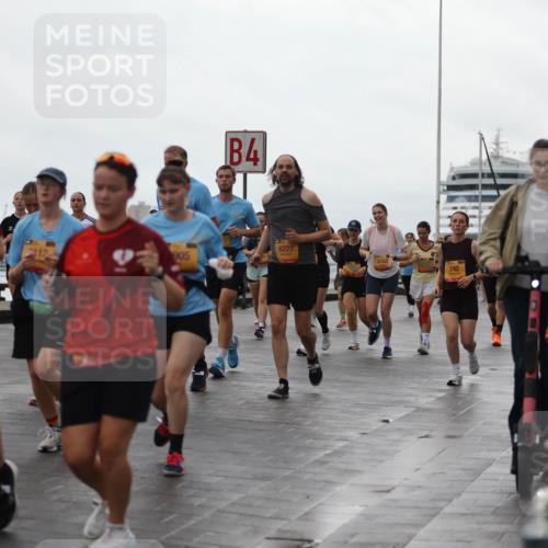 13.09.2026 - Kiel Lauf Andreas Tolksdorf http://msf.ph/oto/10405823 13.09.2026 11:07:30 Kiellinie 1694, 4, 905, 6227, 8360, 742 meine-sportfotos.de