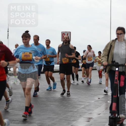 13.09.2026 - Kiel Lauf Andreas Tolksdorf http://msf.ph/oto/10405840 13.09.2026 11:07:31 Kiellinie 9905, 6227, 8363, 8360 meine-sportfotos.de