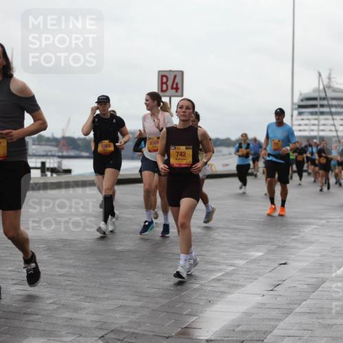 13.09.2026 - Kiel Lauf Andreas Tolksdorf http://msf.ph/oto/10405851 13.09.2026 11:07:33 Kiellinie 39, 613, 39, 6227, 8363, 4, 8360, 742 meine-sportfotos.de