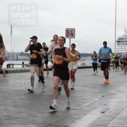 13.09.2026 - Kiel Lauf Andreas Tolksdorf http://msf.ph/oto/10405862 13.09.2026 11:07:33 Kiellinie 613, 6227, 363, 1474, 4 meine-sportfotos.de
