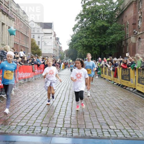 13.09.2026 - Kiel Lauf Yannick Fuchs http://msf.ph/oto/10405907 13.09.2026 08:58:04 Ziel 1462, 1791, 2908, 2964, 3567, 3891, 4025, 4995, 4999, 5005, 6350, 6984, 7031, 7574, 7576, 7812, 8674, 8675, 8682, 9085, 9097, 9372, 9490, 9582, 10350, 10427, 10566, 10757, 11142, 11144, 11638, 12216, 12357, 57, 160, 406, 689, 1051, 1520, 1546, 1714, 2326, 2439, 3020, 3359, 3375, 3691, 4182, 4185, 4321, 4382, 4383, 5006, 5093, 5219, 5244, 5666, 5733, 5762, 5765, 5895, 5984, 6056, 6459, 7058, 7547, 7604, 7608, 7609, 7715, 8668, 9062, 9324, 9579, 10876, 11356, 734 meine-sportfotos.de