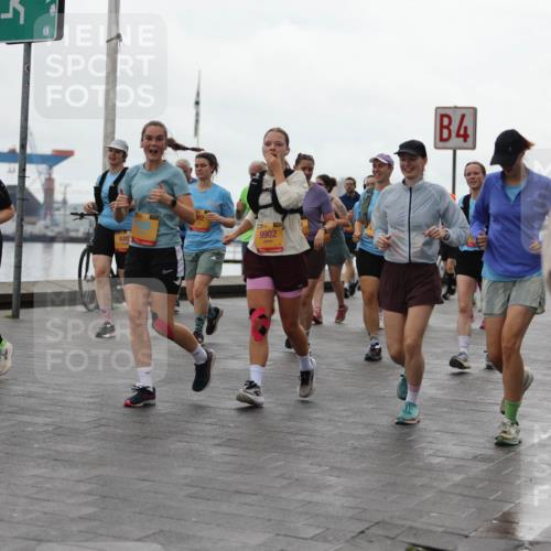 13.09.2026 - Kiel Lauf Andreas Tolksdorf http://msf.ph/oto/10406062 13.09.2026 11:07:47 Kiellinie 4401, 448, 9902, 4 meine-sportfotos.de