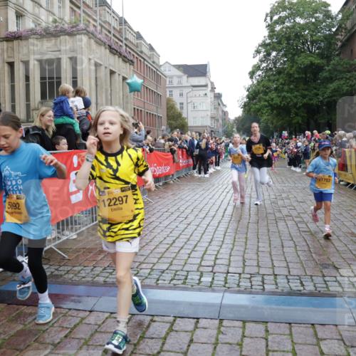 13.09.2026 - Kiel Lauf Yannick Fuchs http://msf.ph/oto/10406072 13.09.2026 08:58:22 Ziel 734, 1158, 1382, 2710, 3145, 3150, 3217, 3492, 3686, 4115, 4491, 4546, 4550, 4622, 6246, 6428, 6588, 7018, 8067, 9585, 9620, 9622, 9701, 9852, 10242, 10890, 10899, 10925, 11077, 57, 1462, 1791, 2326, 2908, 2964, 3020, 3567, 3891, 4025, 4185, 4491, 4995, 4999, 5005, 5093, 5666, 5895, 6056, 6246, 6350, 6428, 6984, 7026, 7031, 7058, 7574, 7576, 7604, 7812, 8668, 8674, 8675, 9097, 9372, 9490, 9585, 10566, 11638, 11673, 12216, 5536, 5537, 3020, 5666, 5895, 7058 meine-sportfotos.de