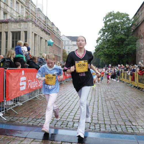 13.09.2026 - Kiel Lauf Yannick Fuchs http://msf.ph/oto/10406091 13.09.2026 08:58:23 Ziel 734, 1158, 1382, 2710, 3145, 3150, 3217, 3492, 3686, 4115, 4546, 4550, 4622, 6588, 7018, 8067, 9620, 9622, 9701, 9852, 10242, 10890, 10899, 10925, 11077, 57, 1462, 1791, 2326, 2908, 2964, 3020, 3567, 3891, 4025, 4185, 4491, 4995, 4999, 5005, 5093, 5666, 5895, 6056, 6246, 6350, 6428, 6984, 7026, 7031, 7574, 7576, 7604, 7812, 8668, 8674, 8675, 9097, 9372, 9490, 9585, 9622, 10566, 11638, 11673, 12216, 5536, 5537, 7407, 3020, 5666, 5895, 7058 meine-sportfotos.de