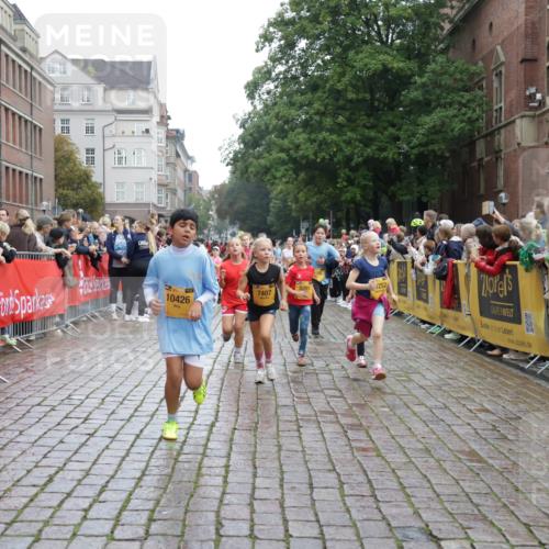 13.09.2026 - Kiel Lauf Yannick Fuchs http://msf.ph/oto/10406120 13.09.2026 08:58:25 Ziel 1158, 1188, 1382, 2710, 3145, 3150, 3217, 3492, 3686, 4115, 4546, 4622, 5908, 6588, 7018, 8067, 9620, 9701, 9852, 10242, 10890, 10925, 11077, 57, 734, 1462, 1791, 2326, 2710, 2908, 2964, 3020, 3567, 3891, 4025, 4185, 4491, 4550, 4995, 4999, 5005, 5093, 5666, 6056, 6246, 6350, 6428, 6984, 7026, 7031, 7574, 7576, 7812, 8674, 8675, 9097, 9372, 9490, 9585, 9622, 10566, 10899, 11638, 11673, 12216, 1348, 5201, 5536, 5537, 6573, 7407, 57, 3020, 5666, 5895, 7058 meine-sportfotos.de