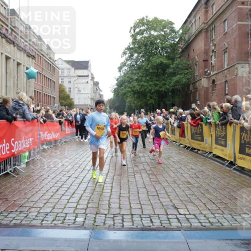 13.09.2026 - Kiel Lauf Yannick Fuchs http://msf.ph/oto/10406122 13.09.2026 08:58:26 Ziel 1158, 1188, 1382, 3145, 3150, 3217, 3492, 3686, 4115, 4546, 4622, 4965, 5908, 6588, 7018, 8067, 9620, 9701, 9852, 10242, 10890, 10925, 11077, 57, 734, 1462, 1791, 2326, 2710, 2908, 2964, 3145, 3150, 3567, 3891, 4025, 4185, 4491, 4550, 4995, 4999, 5005, 5093, 6056, 6246, 6350, 6428, 6984, 7026, 7031, 7574, 7576, 7812, 8674, 8675, 9097, 9372, 9490, 9585, 9622, 10566, 10899, 11077, 11638, 11673, 12216, 27, 339, 1348, 5201, 5536, 5537, 6573, 7407, 57, 3020, 5666, 5895, 7058 meine-sportfotos.de