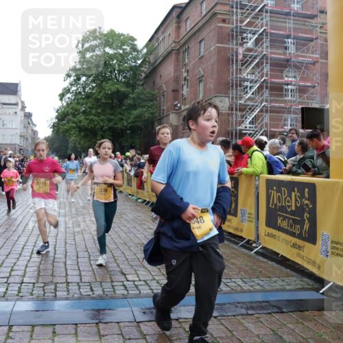 13.09.2026 - Kiel Lauf Yannick Fuchs http://msf.ph/oto/10406159 13.09.2026 08:58:29 Ziel 1158, 1188, 1382, 3217, 3686, 4115, 4546, 4622, 4965, 5908, 8067, 8354, 9620, 9852, 10242, 10925, 734, 1462, 1791, 2710, 2908, 2964, 3145, 3150, 3492, 3567, 3891, 4025, 4491, 4546, 4550, 4995, 4999, 5005, 6246, 6350, 6428, 6588, 6984, 7018, 7026, 7031, 7574, 7576, 7812, 8674, 8675, 9097, 9372, 9490, 9585, 9620, 9622, 9701, 10566, 10890, 10899, 11077, 11638, 11673, 12216, 27, 339, 1119, 1348, 5201, 5536, 5537, 6151, 6573, 7407, 57, 3020, 5666, 5895, 7058 meine-sportfotos.de