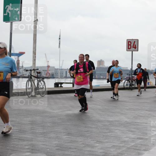 13.09.2026 - Kiel Lauf Andreas Tolksdorf http://msf.ph/oto/10406201 13.09.2026 11:07:56 Kiellinie 2885, 2269, 2714, 4 meine-sportfotos.de
