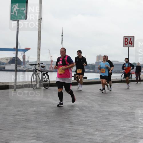 13.09.2026 - Kiel Lauf Andreas Tolksdorf http://msf.ph/oto/10406218 13.09.2026 11:07:57 Kiellinie 31, 2714, 9716, 4 meine-sportfotos.de