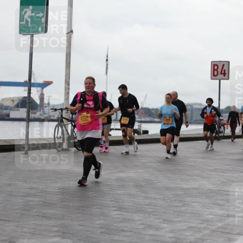 13.09.2026 - Kiel Lauf Andreas Tolksdorf http://msf.ph/oto/10406230 13.09.2026 11:07:57 Kiellinie 2714, 9716, 3959, 4 meine-sportfotos.de