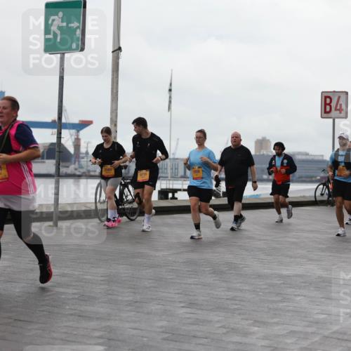 13.09.2026 - Kiel Lauf Andreas Tolksdorf http://msf.ph/oto/10406247 13.09.2026 11:07:58 Kiellinie 31, 2714, 2569, 9716, 3959, 4, 2727 meine-sportfotos.de