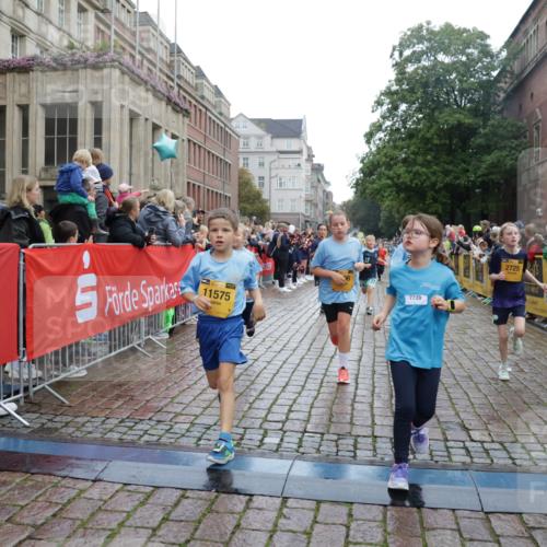 13.09.2026 - Kiel Lauf Yannick Fuchs http://msf.ph/oto/10406303 13.09.2026 08:58:44 Ziel 27, 339, 515, 1119, 1348, 2100, 5092, 5200, 5201, 5536, 5537, 6151, 6573, 7022, 7407, 9773, 10211, 10821, 11252, 11386, 11430, 11783, 12297, 12517, 734, 1158, 1188, 1382, 2710, 3145, 3150, 3217, 3492, 3686, 4115, 4491, 4546, 4550, 4622, 4965, 5908, 6246, 6428, 6588, 7018, 7026, 8067, 8354, 9585, 9620, 9622, 9701, 9852, 10242, 10890, 10899, 10925, 11077, 11638, 11673, 512, 1848, 2725, 3242, 5106, 5629, 6883, 6896, 7223, 7739, 7916, 8944 meine-sportfotos.de