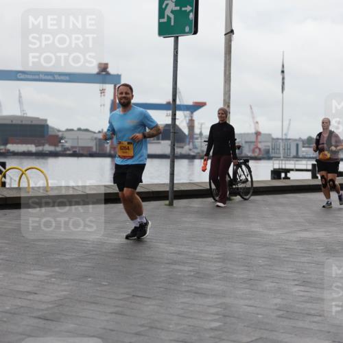 13.09.2026 - Kiel Lauf Andreas Tolksdorf http://msf.ph/oto/10406335 13.09.2026 11:08:10 Kiellinie 6264, 11950 meine-sportfotos.de