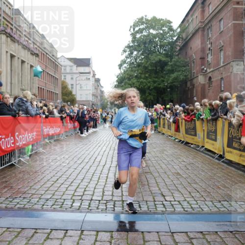 13.09.2026 - Kiel Lauf Yannick Fuchs http://msf.ph/oto/10406383 13.09.2026 08:58:51 Ziel 27, 339, 1119, 1348, 3242, 5201, 6151, 6573, 6896, 7223, 7407, 9773, 10211, 10292, 10821, 11252, 11386, 11924, 12517, 515, 1158, 1188, 1382, 2100, 3145, 3150, 3217, 3492, 3686, 4115, 4546, 4622, 4965, 5092, 5200, 5536, 5537, 5908, 6588, 7018, 7022, 8067, 8354, 9620, 9701, 9852, 10242, 10890, 10925, 11077, 11430, 11783, 12297, 118, 512, 1848, 2725, 3543, 3666, 4026, 5106, 5629, 6883, 7028, 7739, 7916, 8261, 8944, 9215, 734, 2710, 3145, 3150, 3492, 4546 meine-sportfotos.de