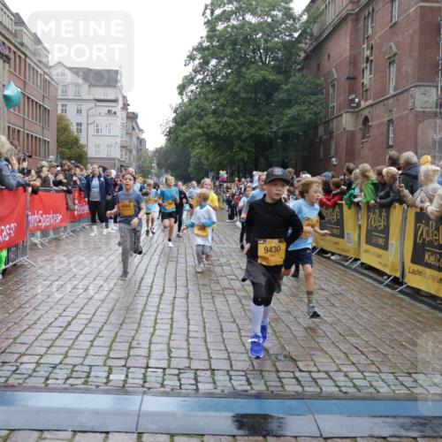 13.09.2026 - Kiel Lauf Yannick Fuchs http://msf.ph/oto/10406442 13.09.2026 08:58:58 Ziel 512, 1119, 1848, 2725, 3242, 5106, 5629, 6151, 6883, 6896, 7223, 7739, 7916, 8944, 10211, 10292, 10334, 10821, 11201, 11386, 11575, 11924, 27, 339, 515, 1188, 1348, 1382, 2100, 3217, 4622, 4965, 5092, 5200, 5201, 5536, 5537, 5908, 6573, 7022, 7407, 8354, 9773, 10211, 10242, 11252, 11430, 11783, 12297, 12517, 118, 3543, 3666, 3767, 4026, 4064, 4164, 4444, 6480, 6816, 7028, 7706, 8261, 9215, 9430, 1158, 1382, 3145, 3150, 3217, 3492, 3686, 4115, 4546, 4622 meine-sportfotos.de
