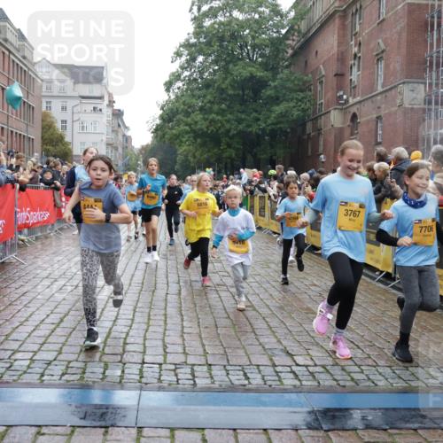 13.09.2026 - Kiel Lauf Yannick Fuchs http://msf.ph/oto/10406460 13.09.2026 08:58:59 Ziel 512, 1119, 1848, 2725, 3242, 5106, 5629, 6151, 6883, 6896, 7223, 7739, 7916, 8944, 10292, 10334, 10821, 11201, 11386, 11575, 11924, 27, 339, 515, 1119, 1188, 1348, 1382, 2100, 3217, 4965, 5092, 5200, 5201, 5536, 5537, 5908, 6151, 6573, 7022, 7407, 8354, 9773, 10211, 10821, 11252, 11386, 11430, 11783, 12297, 12517, 118, 3543, 3666, 3767, 4026, 4064, 4164, 4444, 6480, 6816, 7028, 7706, 8261, 9215, 9430, 1158, 1382, 3217, 3492, 3686, 4115, 4546, 4622 meine-sportfotos.de