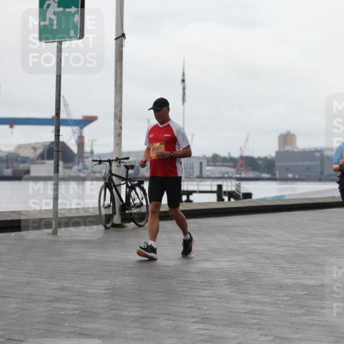 13.09.2026 - Kiel Lauf Andreas Tolksdorf http://msf.ph/oto/10406472 13.09.2026 11:08:23 Kiellinie 9043, 4 meine-sportfotos.de