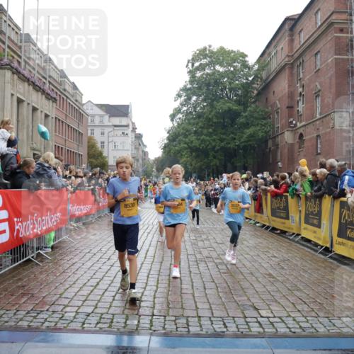 13.09.2026 - Kiel Lauf Yannick Fuchs http://msf.ph/oto/10406652 13.09.2026 08:59:18 Ziel 118, 3543, 3666, 3767, 3803, 3958, 4064, 4164, 4426, 4444, 5131, 5590, 6480, 6816, 7337, 7371, 7401, 7706, 9215, 9293, 9430, 9623, 10682, 11395, 11617, 11808, 12004, 12383, 27, 118, 339, 512, 1119, 1348, 1848, 2725, 3242, 4026, 5106, 5201, 5629, 6151, 6573, 6883, 6896, 7028, 7223, 7407, 7739, 7916, 8261, 8944, 9215, 9773, 10211, 10292, 10334, 10821, 11201, 11252, 11386, 11575, 11924, 12517, 125, 579, 1413, 1549, 1792, 2342, 3165, 3537, 3890, 4481, 4498, 4886, 5016, 6943 meine-sportfotos.de