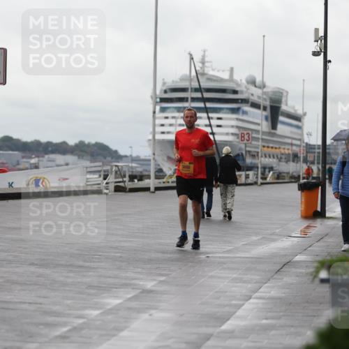 13.09.2026 - Kiel Lauf Andreas Tolksdorf http://msf.ph/oto/10406718 13.09.2026 11:09:20 Kiellinie 4, 3898, 3 meine-sportfotos.de